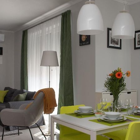 Sunny Home Near Bud With 2Br, Ac And Free Parking Vecsés Buitenkant foto