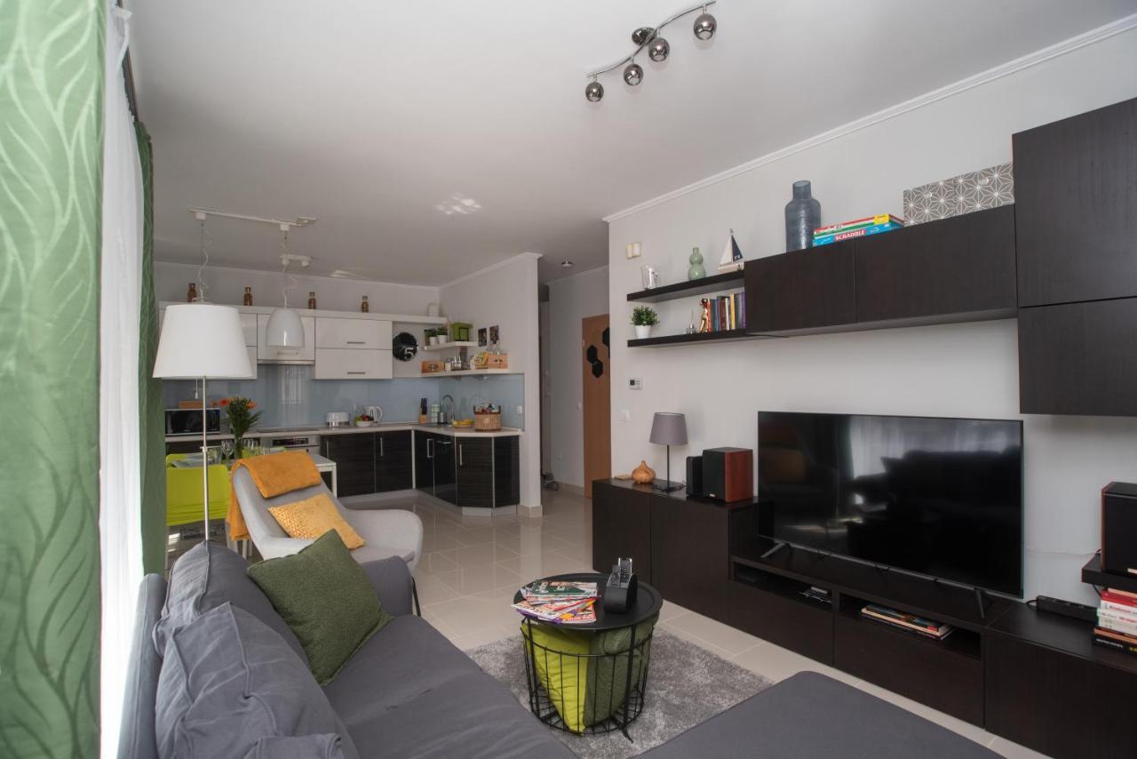 Sunny Home Near Bud With 2Br, Ac And Free Parking Vecsés Buitenkant foto