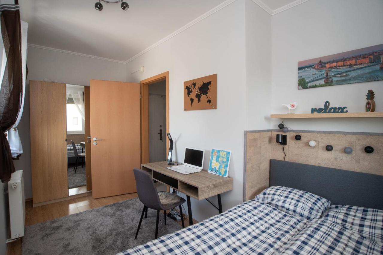 Sunny Home Near Bud With 2Br, Ac And Free Parking Vecsés Buitenkant foto