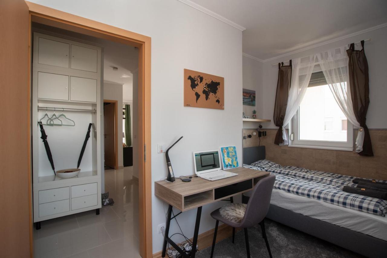 Sunny Home Near Bud With 2Br, Ac And Free Parking Vecsés Buitenkant foto